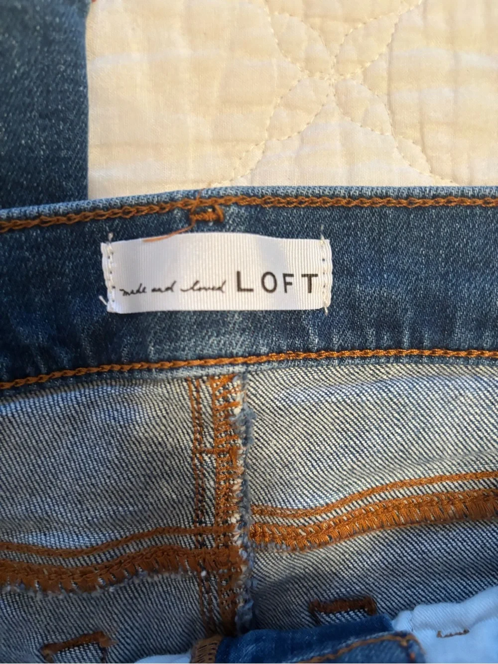 LOFT Women's Blue Flared Leg Jeans - Size 28/6